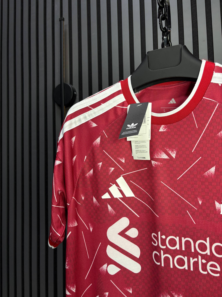 SZOBOSZLAI #8 -Liverpool 2026/27 İç Saha Forması