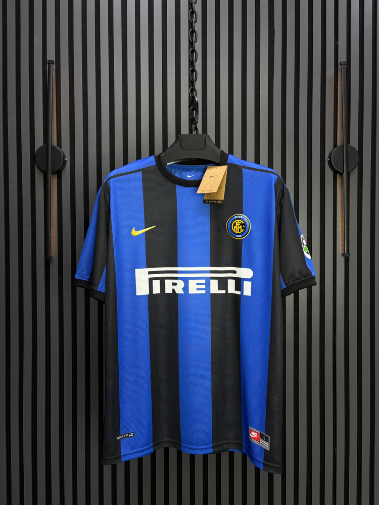 Ronaldo - Inter İç Saha Forma (Pirelli)