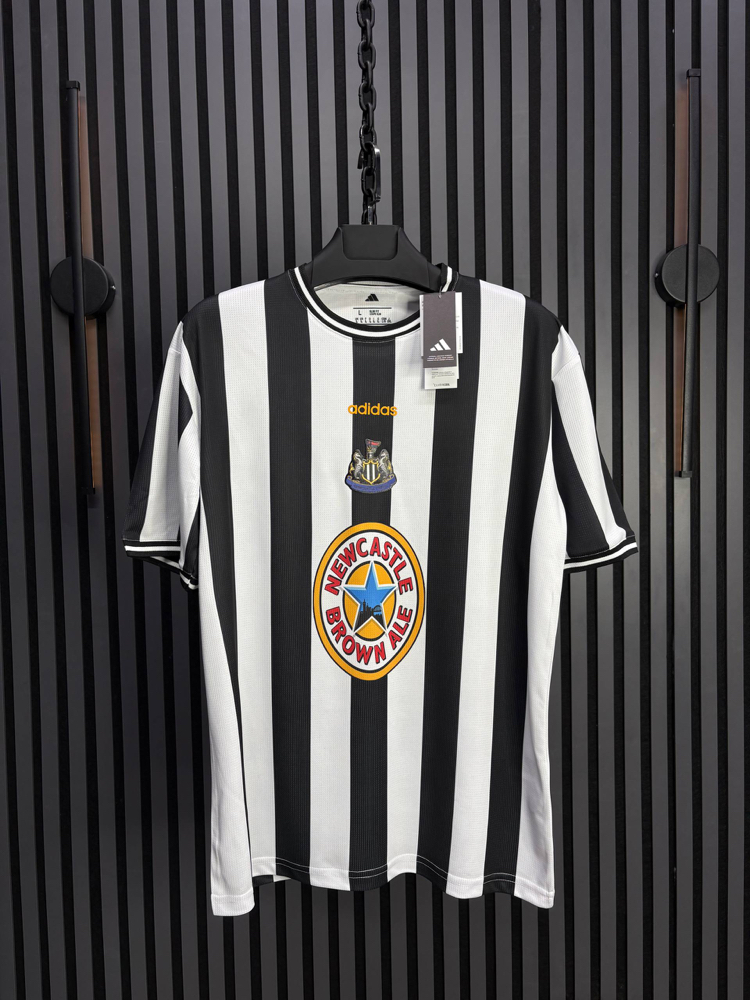 Alan Shearer #9 Newcastle United Retro Forma