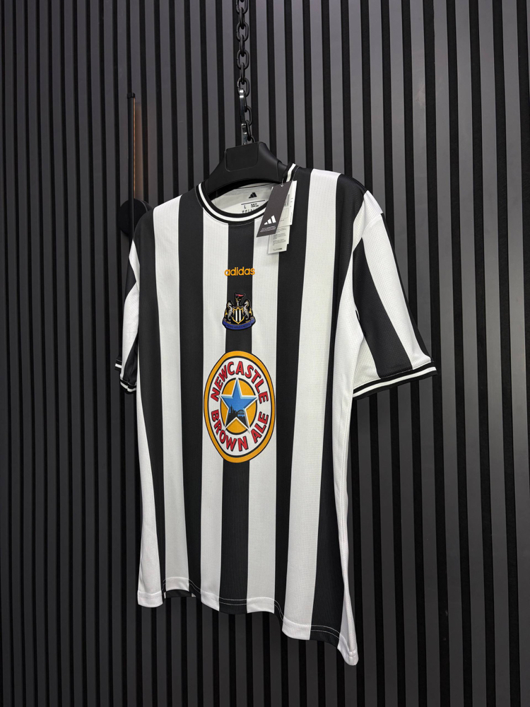 Alan Shearer #9 Newcastle United Retro Forma