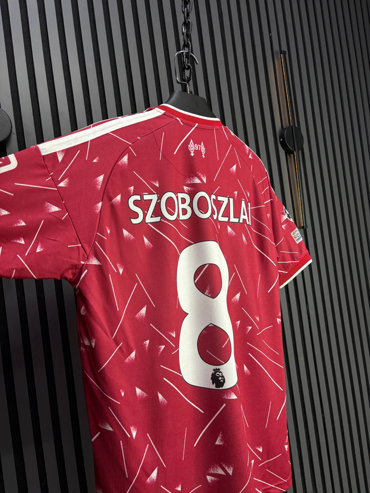 SZOBOSZLAI #8 -Liverpool 2026/27 İç Saha Forması