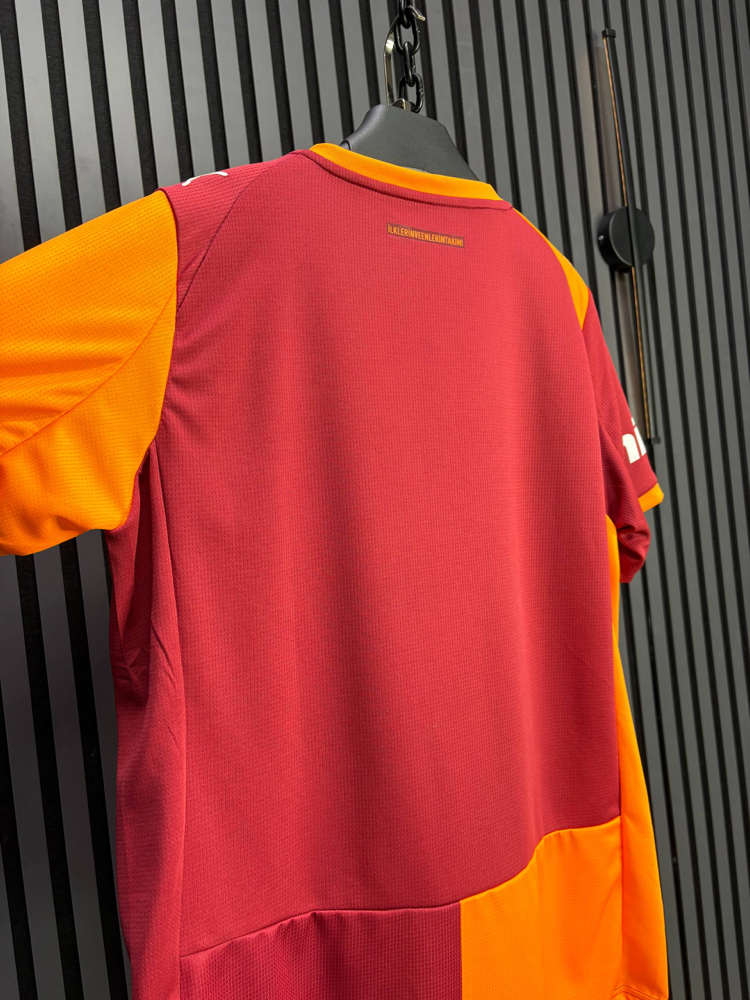 İsimsiz - Galatasaray 2025/26 İç Saha Forma – Premium (Birebir Aynı)