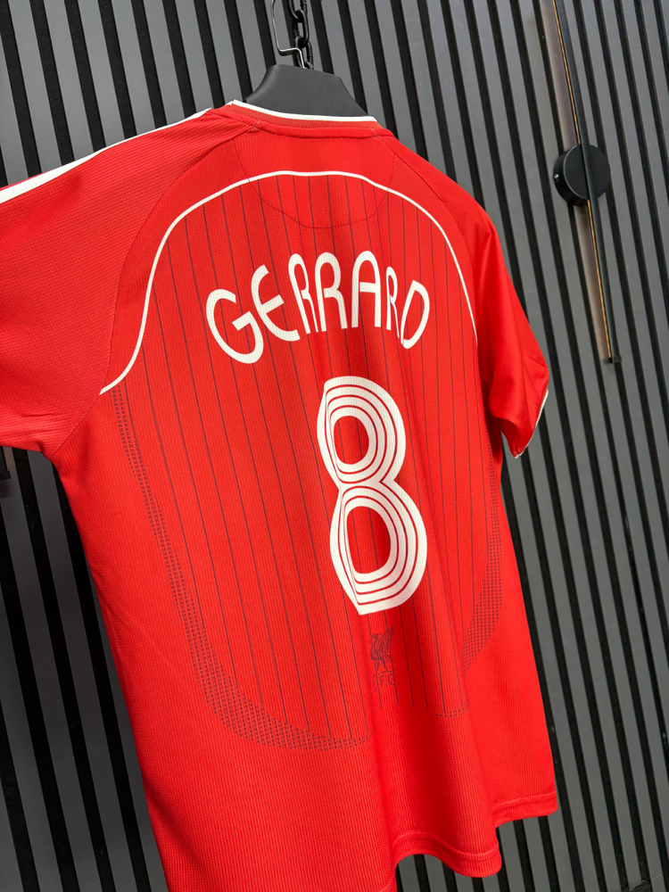 GERRARD #8 Liverpool Retro Forma – Carlsberg Sponsor (Klasik Dönem)