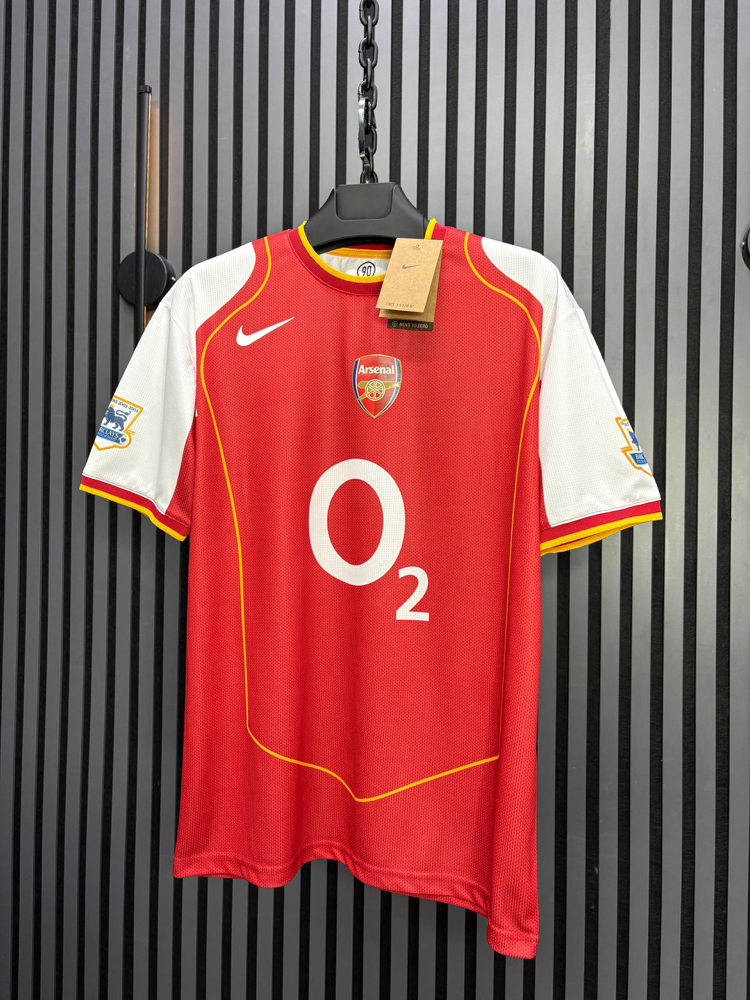 Dennis Bergkamp #10 | Arsenal 2004 Retro Forma