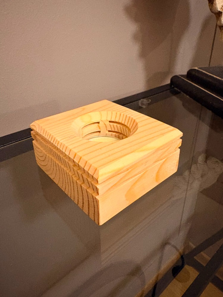 Masif Çam El Yapımı Tealight Mumluk