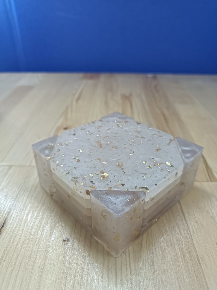El Yapımı Sekizgen Epoksi Bardak Altlığı Takımı