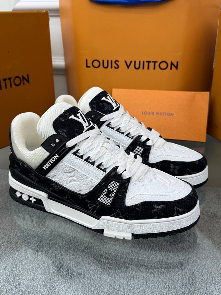 Louis Vuitton Premium