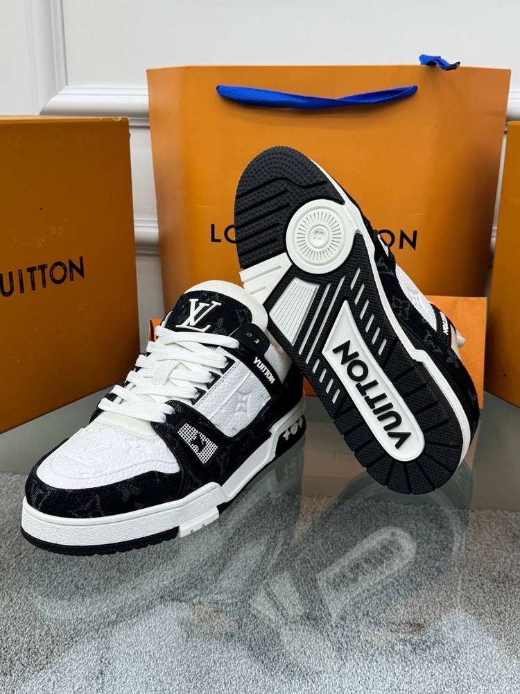 Louis Vuitton Premium