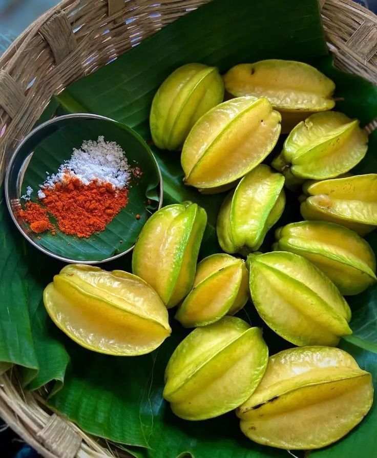 Yıldız Meyvesi-Star Fruit-Carambola Meyvesi Fidanı 1 Adet