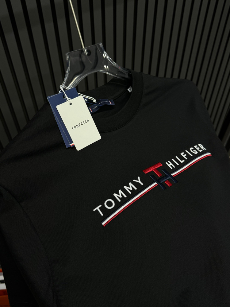 Tommy Hilfiger