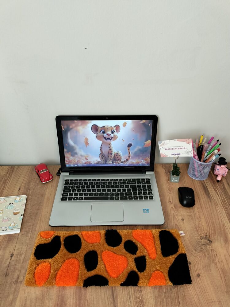 Leopar Desenli Tufting Klavye Halısı✨