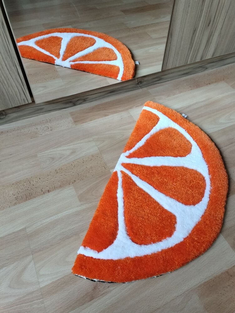 Orange Tuftique
