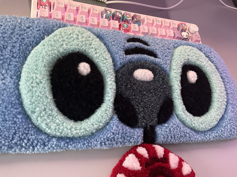 Stitch keyboard rug