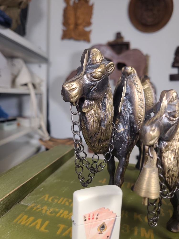 Antika 3 lu pirinç deve kaideli