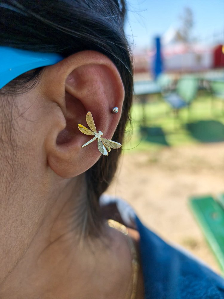 Yusufçuk Böceği Ear Cuff Kıkırdak Küpesi