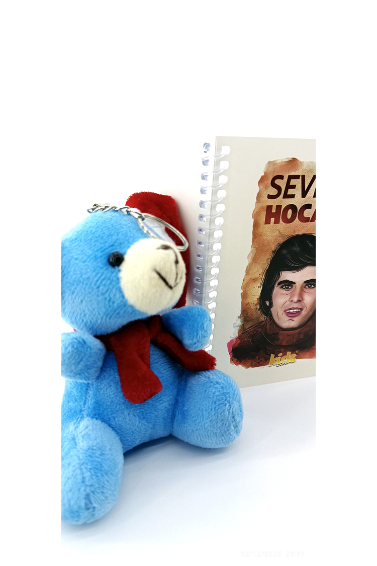 Sevdim Hocam Defteri ve Şirin Ayıcık Anahtarlık – Anlamlı ve Sevimli Hediye Seti - Özel Kutusunda