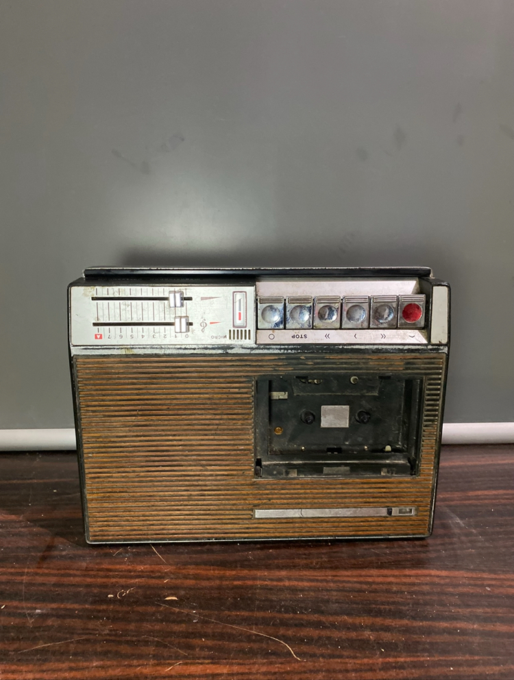 Antika Radyo-Kasetçalar