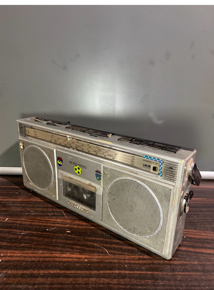 Grundig Radyo- Kaset çalar