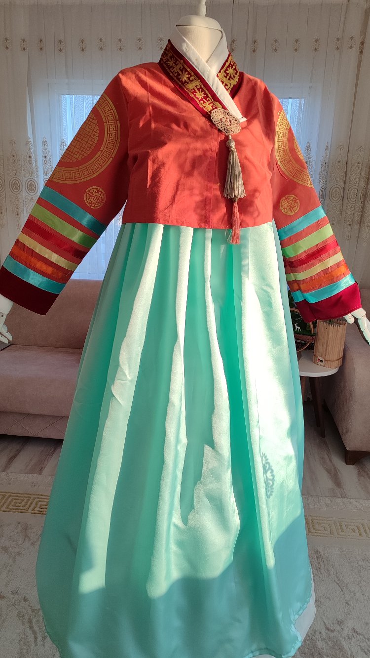 Geleneksel Kore Giyimi Hanbok