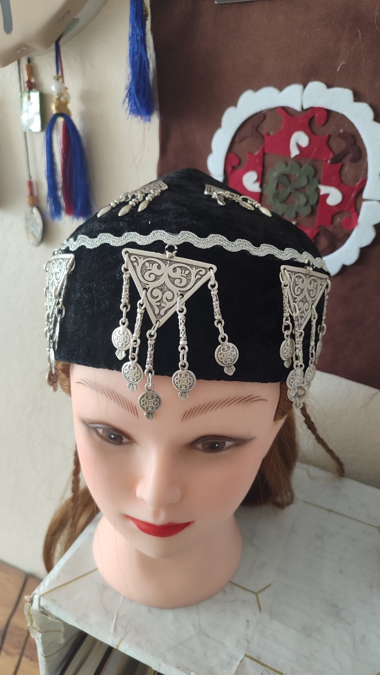 Kazakistan Model Başlık