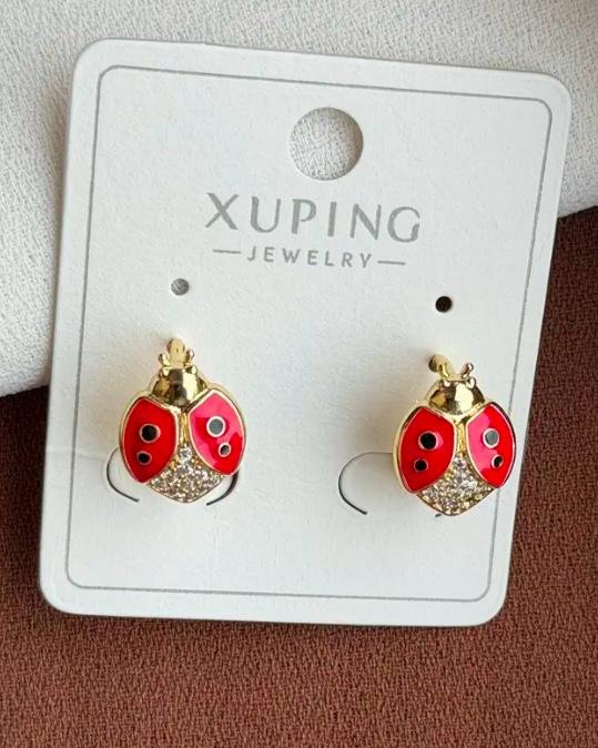 Xuping uğur böceği Küpe