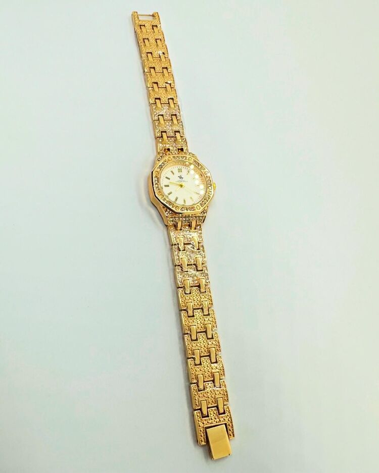 Çelik Gold saat