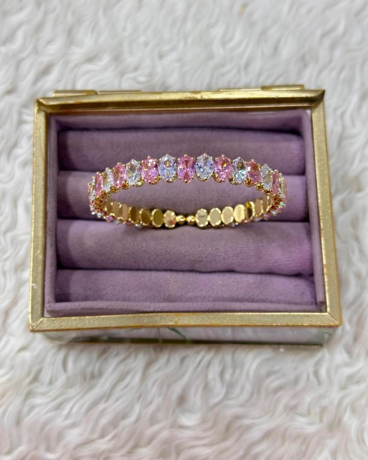 Pembe Taşlı Gold Bileklik