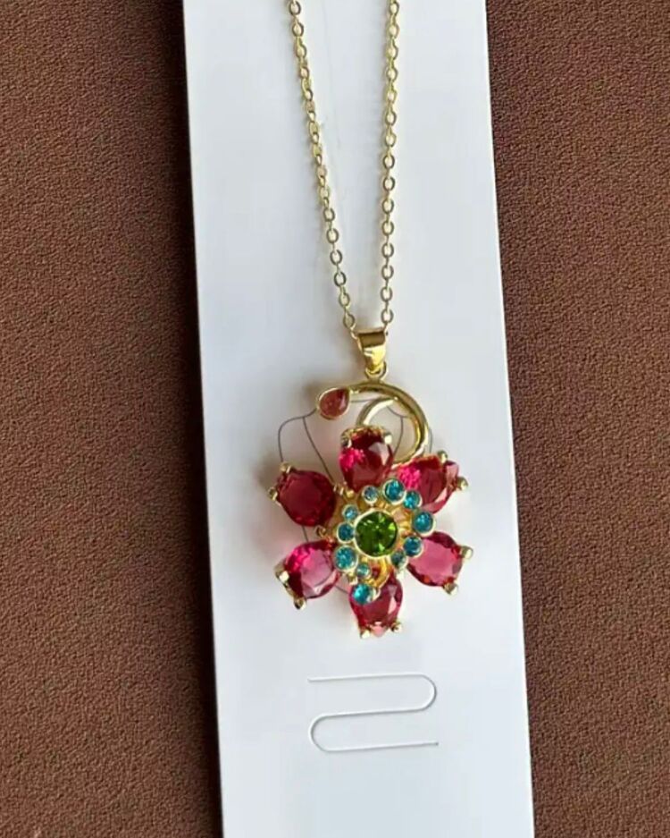 İDYLLİA ÇİÇEK KOLYE 