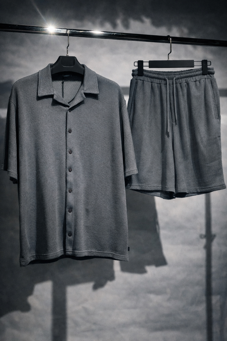 Jakar Dokulu Oversize Gri Gömlek & Şort Takım