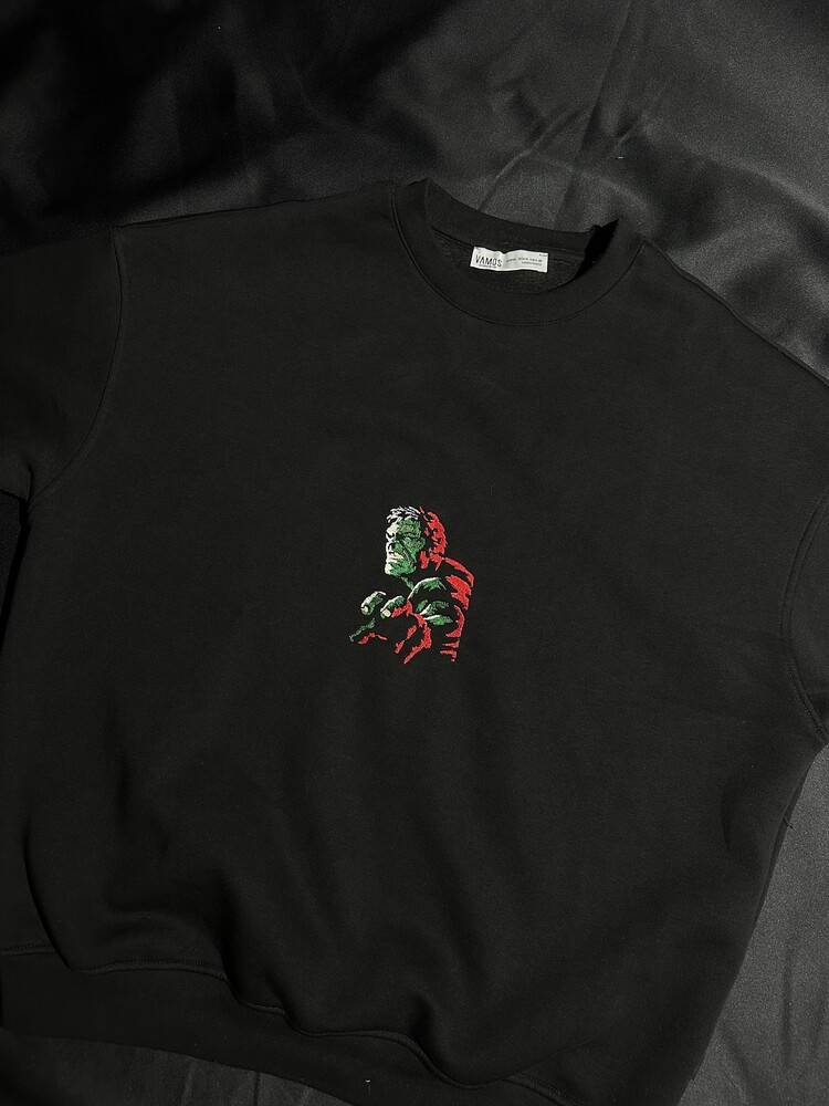 Hulk Nakış İşlemeli Oversize Sweat