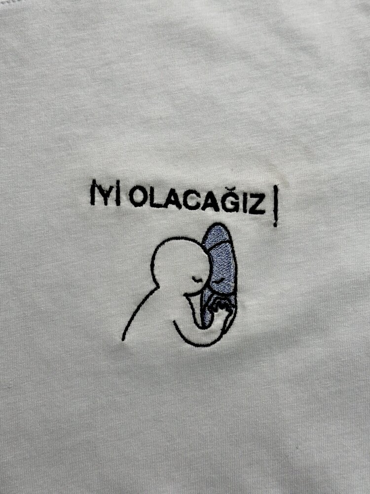 İyi Olacağız Nakış İşlemeli Oversize T-shirt