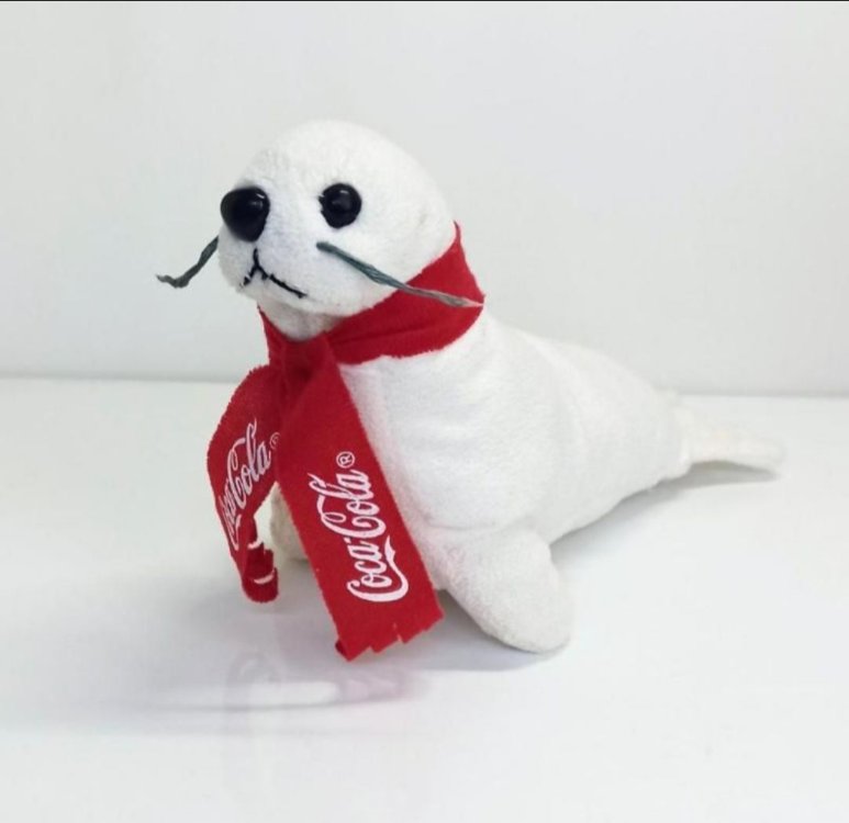 Coca Cola Fok Balığı Peluş Oyuncak