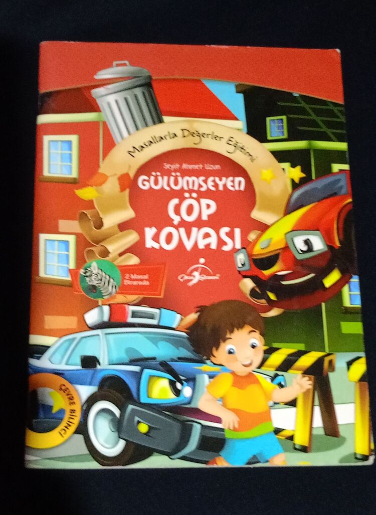 Gülümseyen Çöp Kovası - Çocuk Kitabı