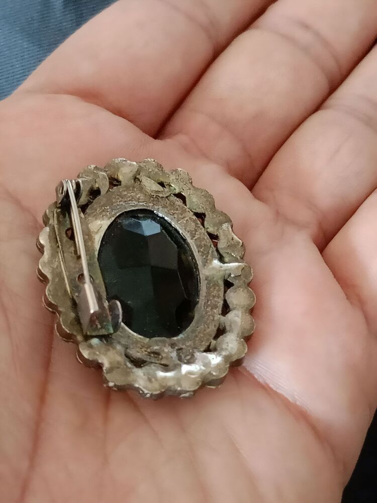 Vintage Kristal Taşlı Broş