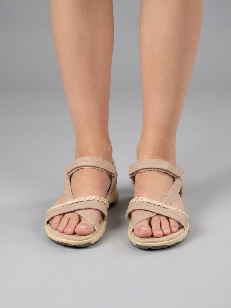 Skechers Reggae Cup Model Sandalet