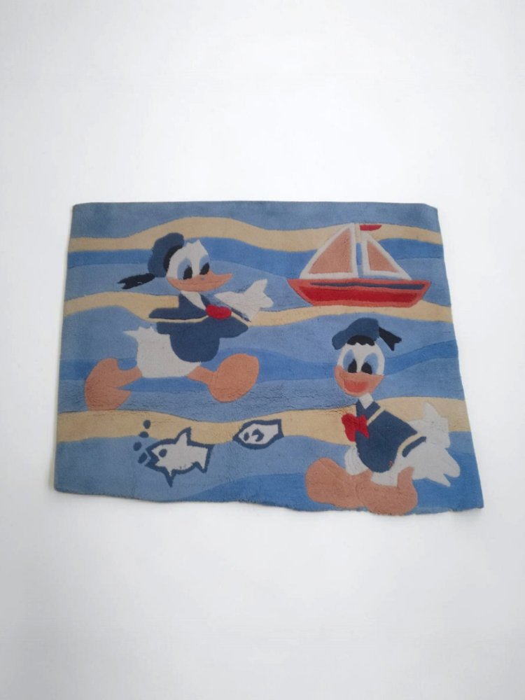 Disney Donald Duck Desenli Halı