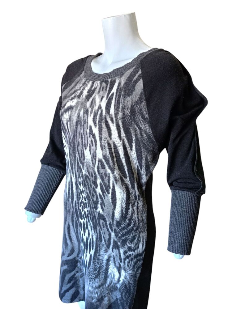 Leopar Desenli Kol Detaylı Elbise