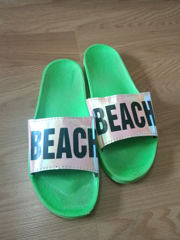 Yeşil Beach Baskılı Terlik