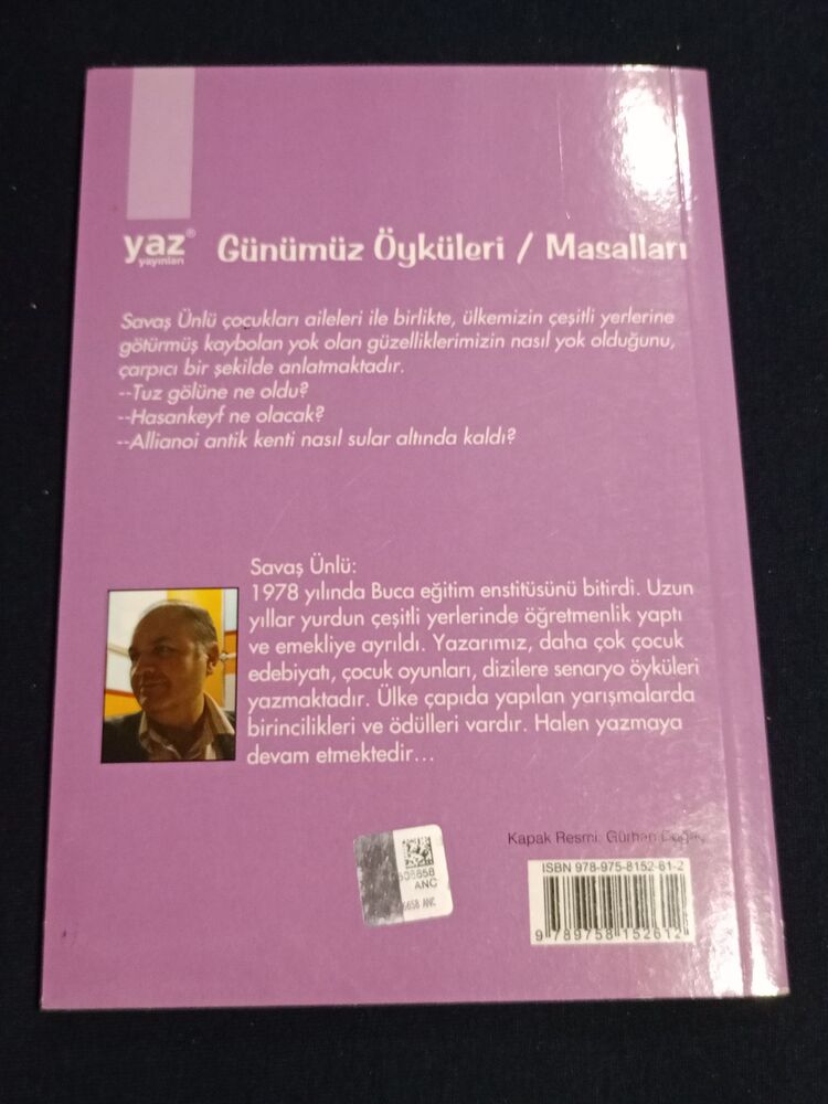 Yıldızlar Ağlıyordu Kitabı - Savaş Ünlü