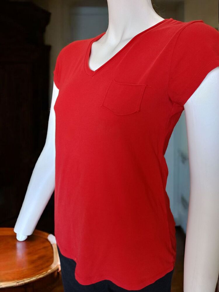 Kırmızı Renk Kadın T-shirt
