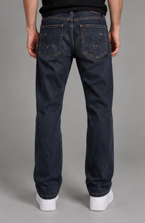 Rahat Kesim Yırtık Denim Jean 
