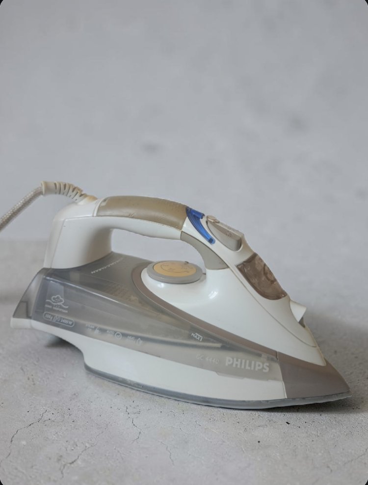 Philips Azur GC4440 Buharlı Ütü