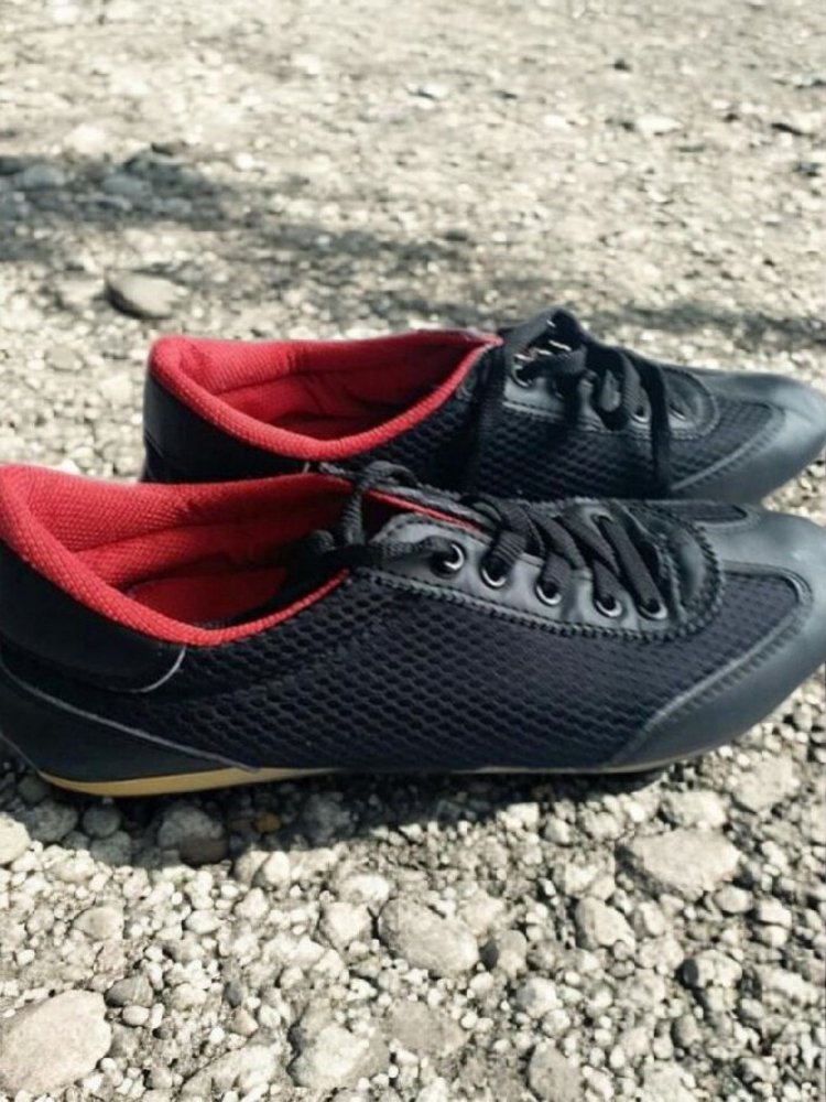 Siyah Renk Sneaker Spor Ayakkabı