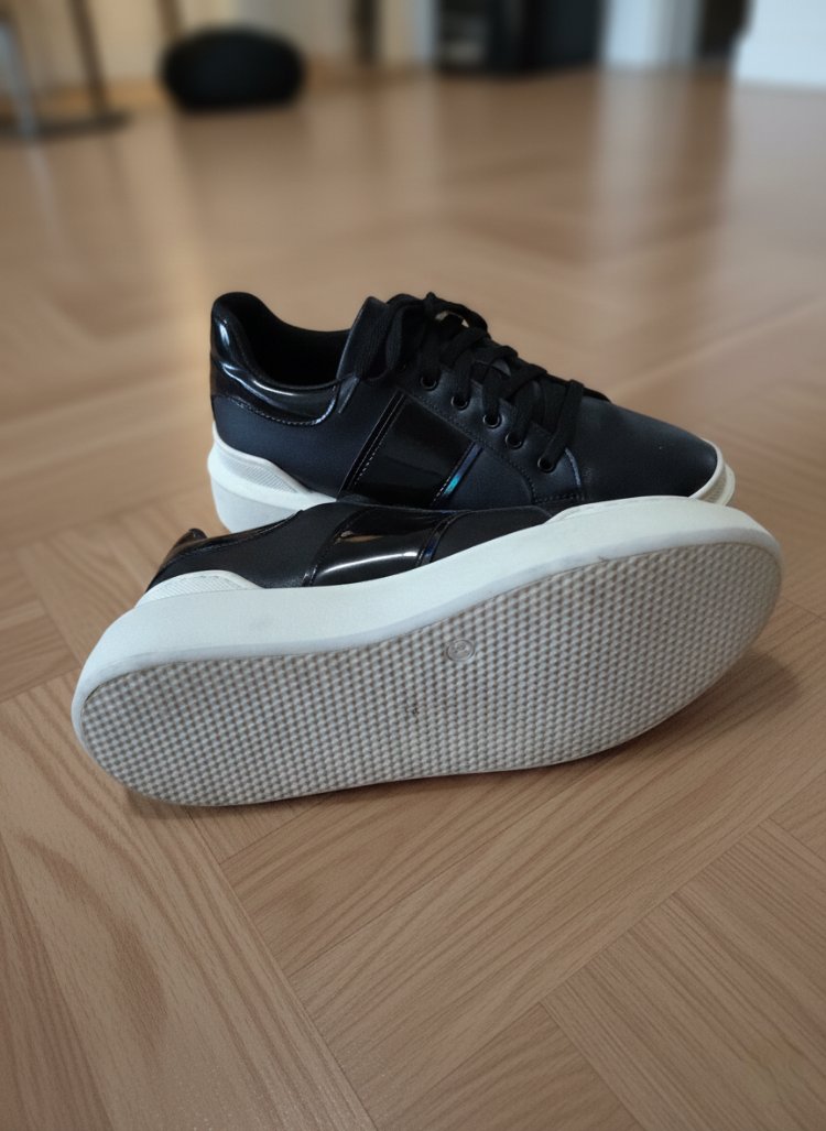 Butigo 9FX Bağcıklı Siyah Sneakers