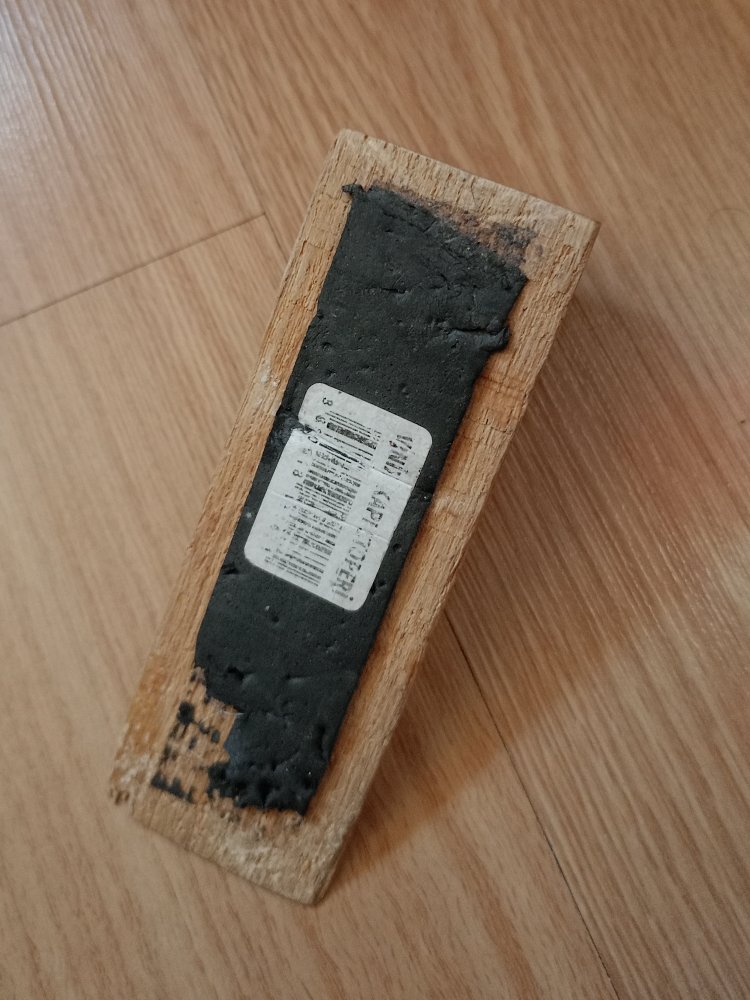 Ahşap Kapı Stoperi Pembe Kalp Figürlü