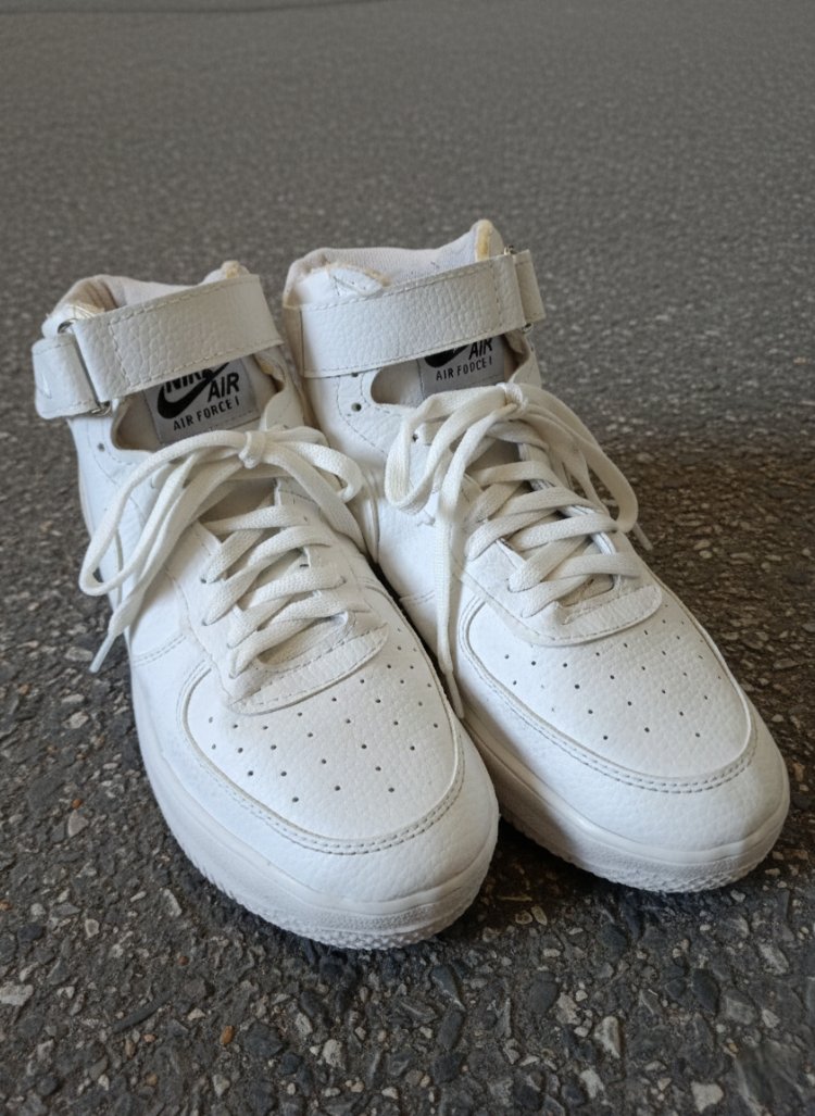 Nike Air Force 1 '07 Mid Triple White