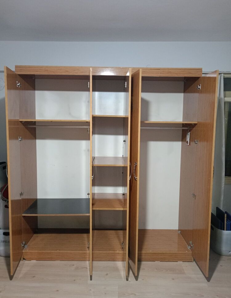 5 Kapılı Büyük Elbise Dolabı