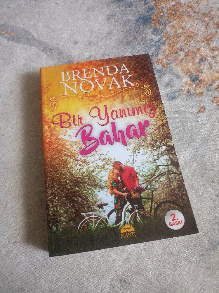 Brenda Novak Bir Yanımız Bahar Kitabı