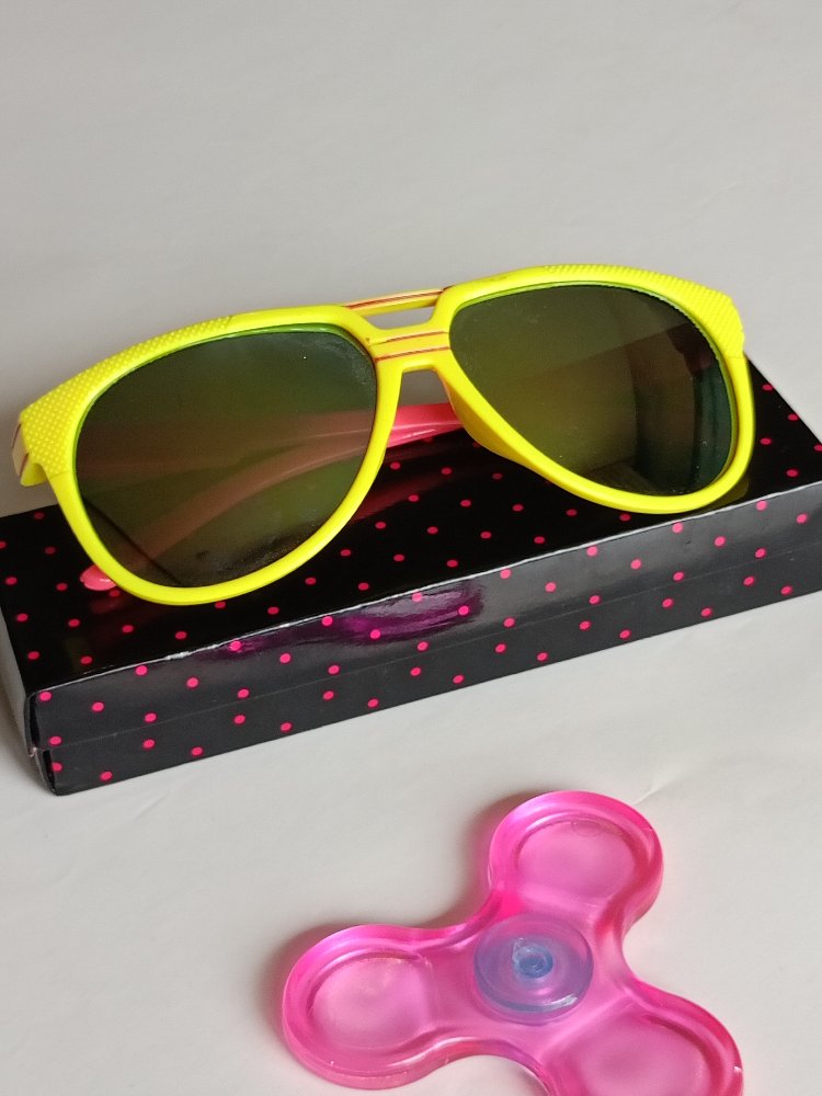 Neon Sarı Çocuk Güneş Gözlüğü