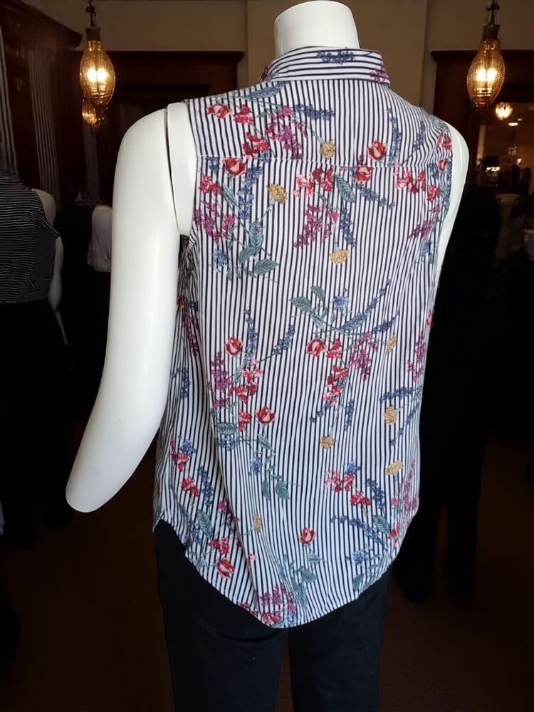Çiçek Desenli Kolsuz Kadın Gömlek